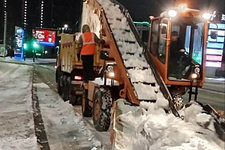 За ночь с улиц Иванова вывезли более 2,3 тыс. кубометров снега (ФОТО)