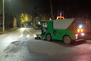 В Иванове за ночь 12 единиц спецтехники привели в порядок улично-дорожную сеть