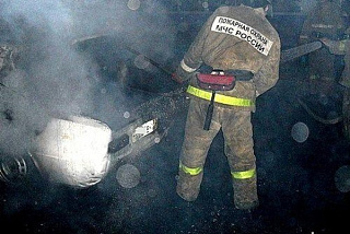 В Ивановской области тушили горящий автомобиль