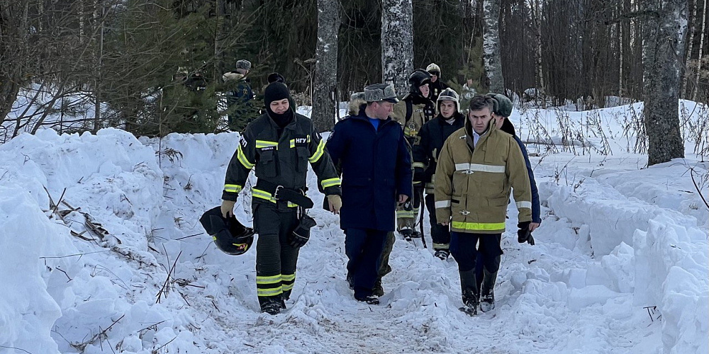 В результате крушения в Ивановской области военно-транспортного самолета населенные пункты не пострадали. На борту были летчик и из других регионов (ФОТО)